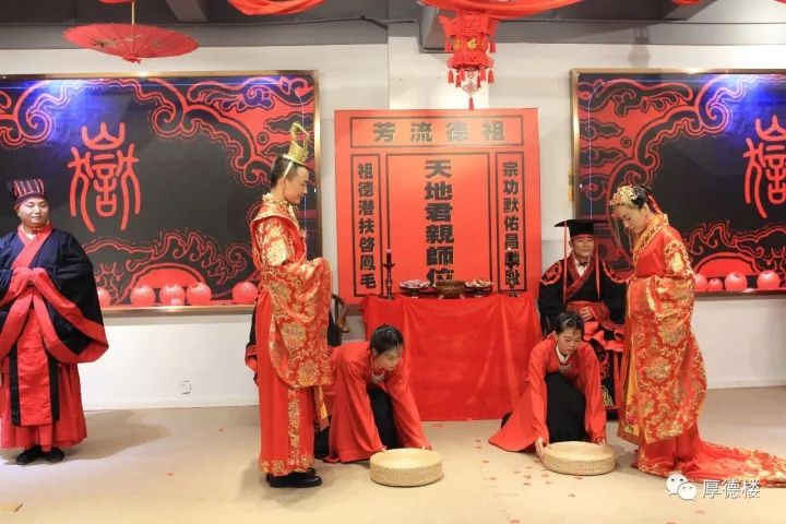 这个十一,用最美的汉式婚礼见证幸福!