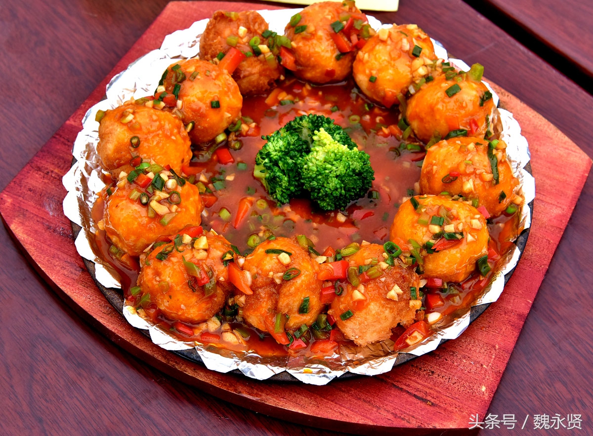 汉江小城石泉推出十大特色菜 鱼唱主角