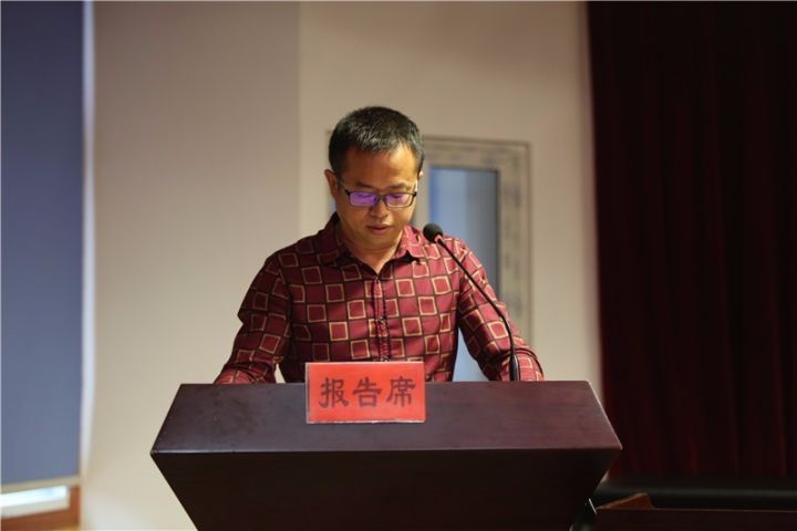 同志担任慈利县建材商会常务副会长兼秘书长,曾德军,李玲华,程亮,孟耀