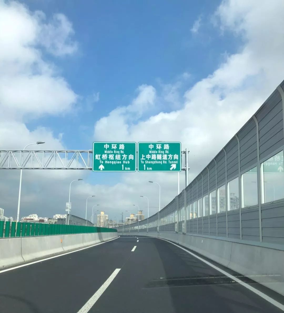 亲测刚通车的虹梅高架路早高峰堵成狗高峰过后5公里只用5分钟