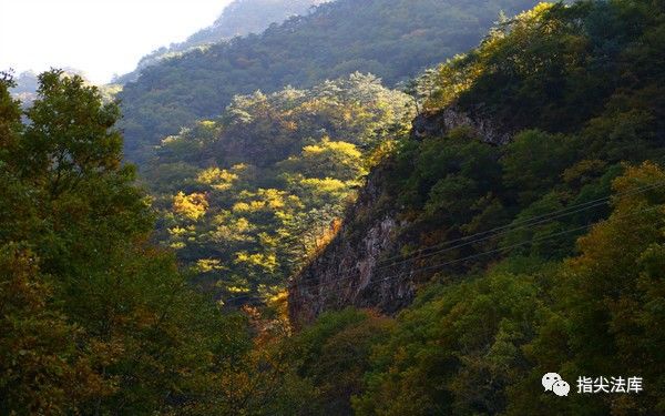 蒲石河森林公園位於鳳城市賽馬鎮,距鳳城115公里,距本溪120公里,距