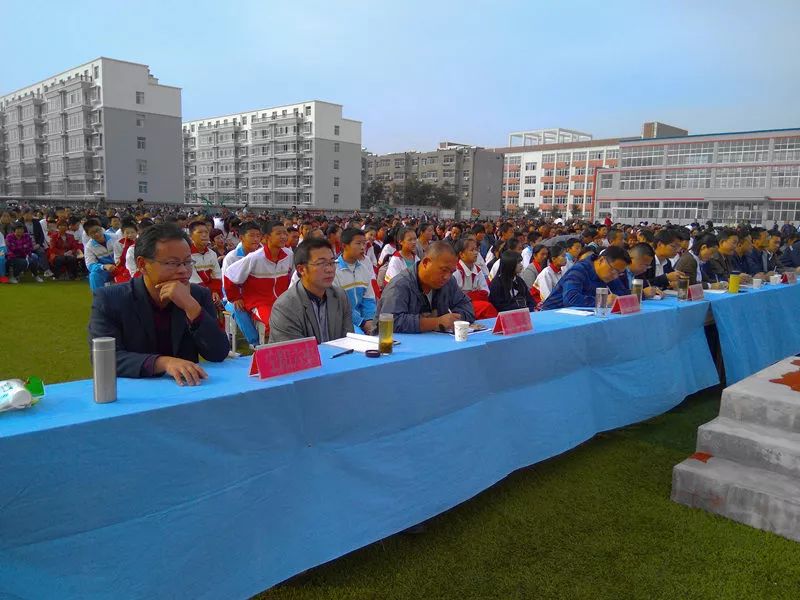 【今日东庄】宁阳九中举行大型感恩励志演讲会