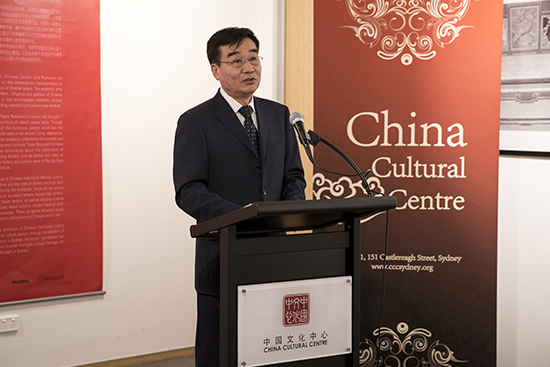 东方·亮中国光影与红木艺术展在悉尼开幕