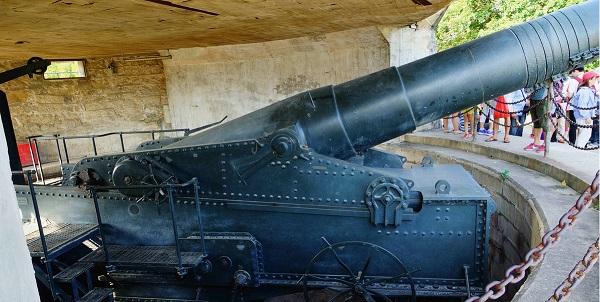 19世纪最大最先进的克虏伯海岸防御炮它属于清朝