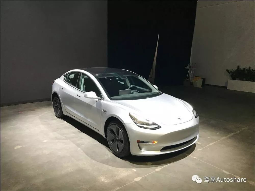 一輛二手特斯拉model 3多少錢:15萬美元是官方售價4倍多