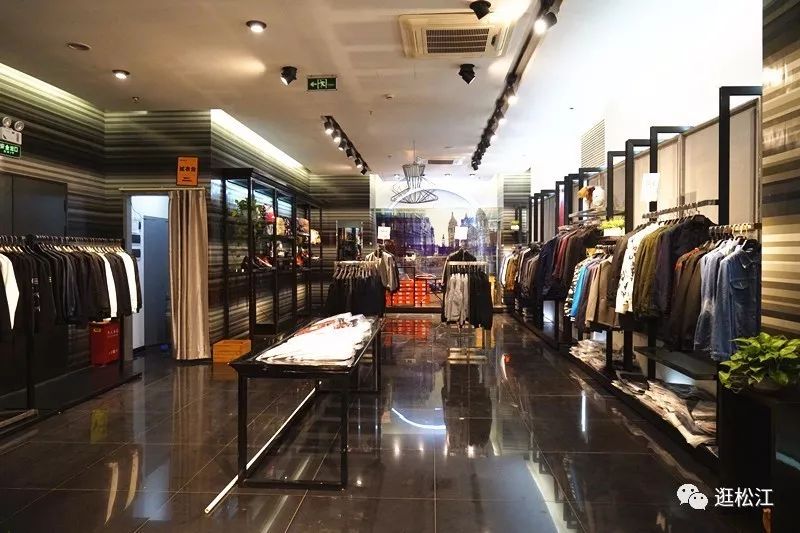 松江服装工厂直销店图片