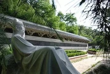 67秦州名勝馮春霞雨中尋夢南郭寺