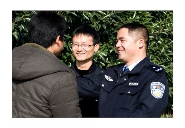 2006年,缙云县公安局民警李曙晖,詹璐在办理一起刑事案件的过程中了解
