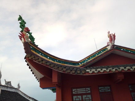 雲鷲山上雲鷲寺石板路,石板街,石板巷都是雲山屯的真實寫照.