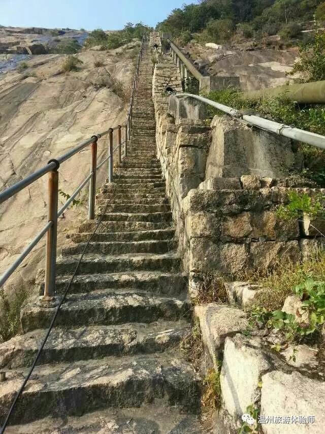 大罗山白水千步梯图片