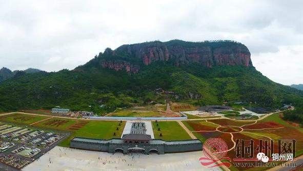 完善全國農業旅遊示範點和陶瓷小鎮建設;會仙河公園正按4a級景區標準