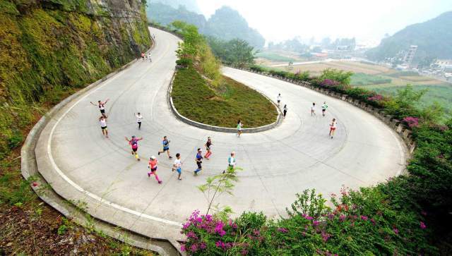 祥壽馬山養生天堂中國東盟山地馬拉松馬山站報名中