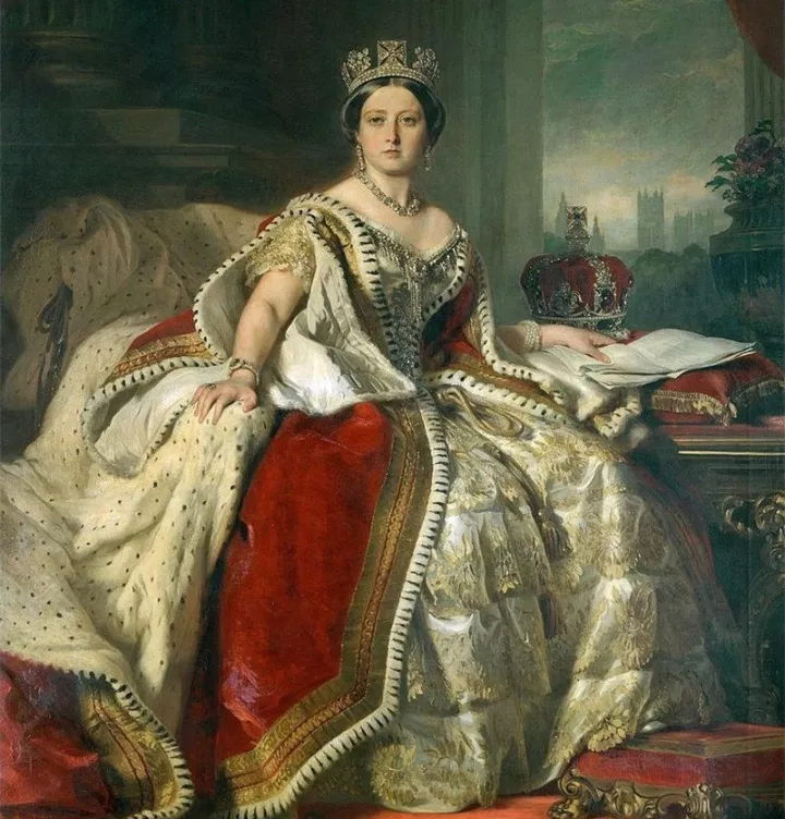 她生了9个孩子 祸害了整个欧洲 却因为珠宝品味 成为英国最杰出的女王
