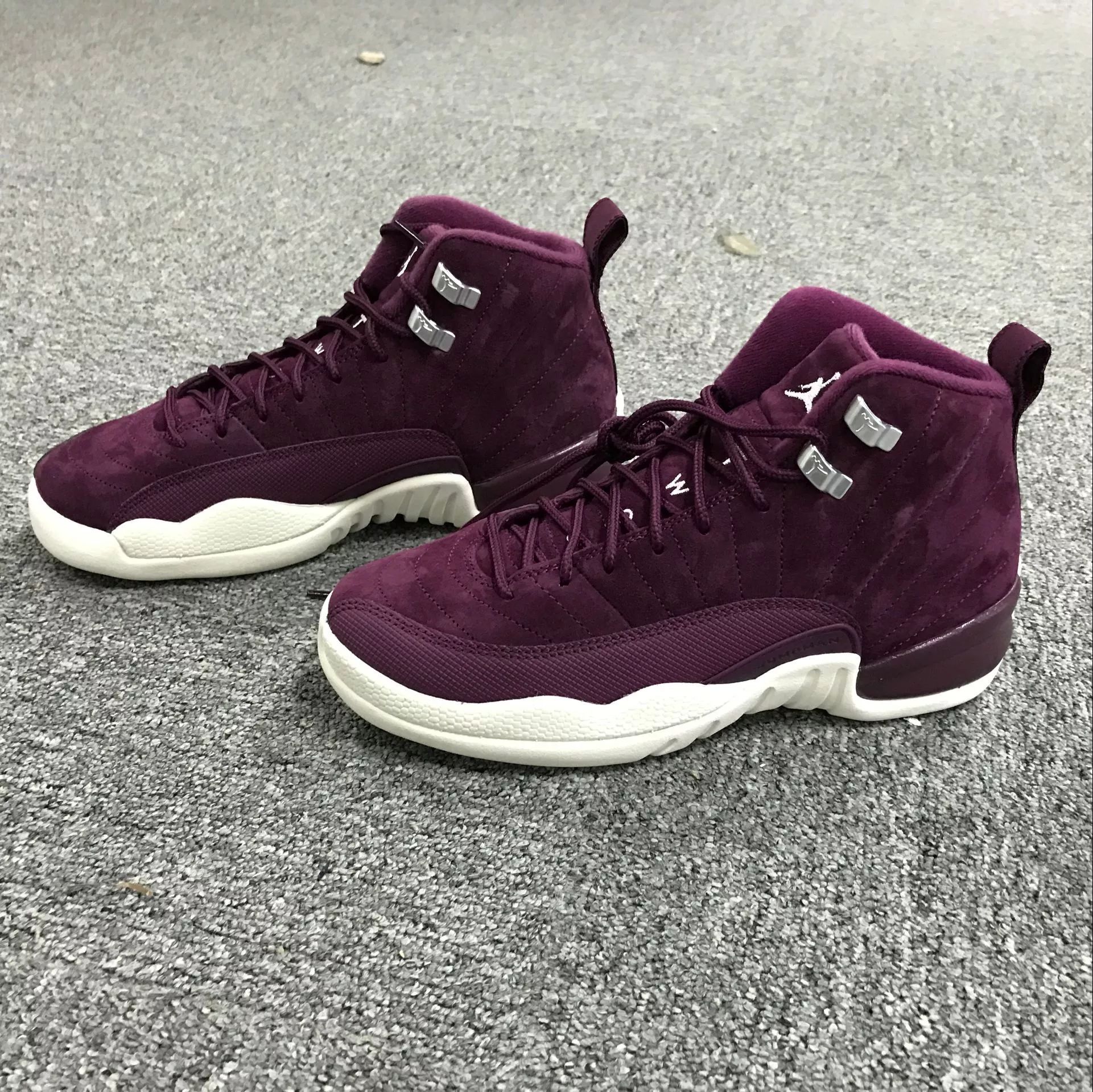 aj12酒红,lbj15,aj32黑红$899的aj31!