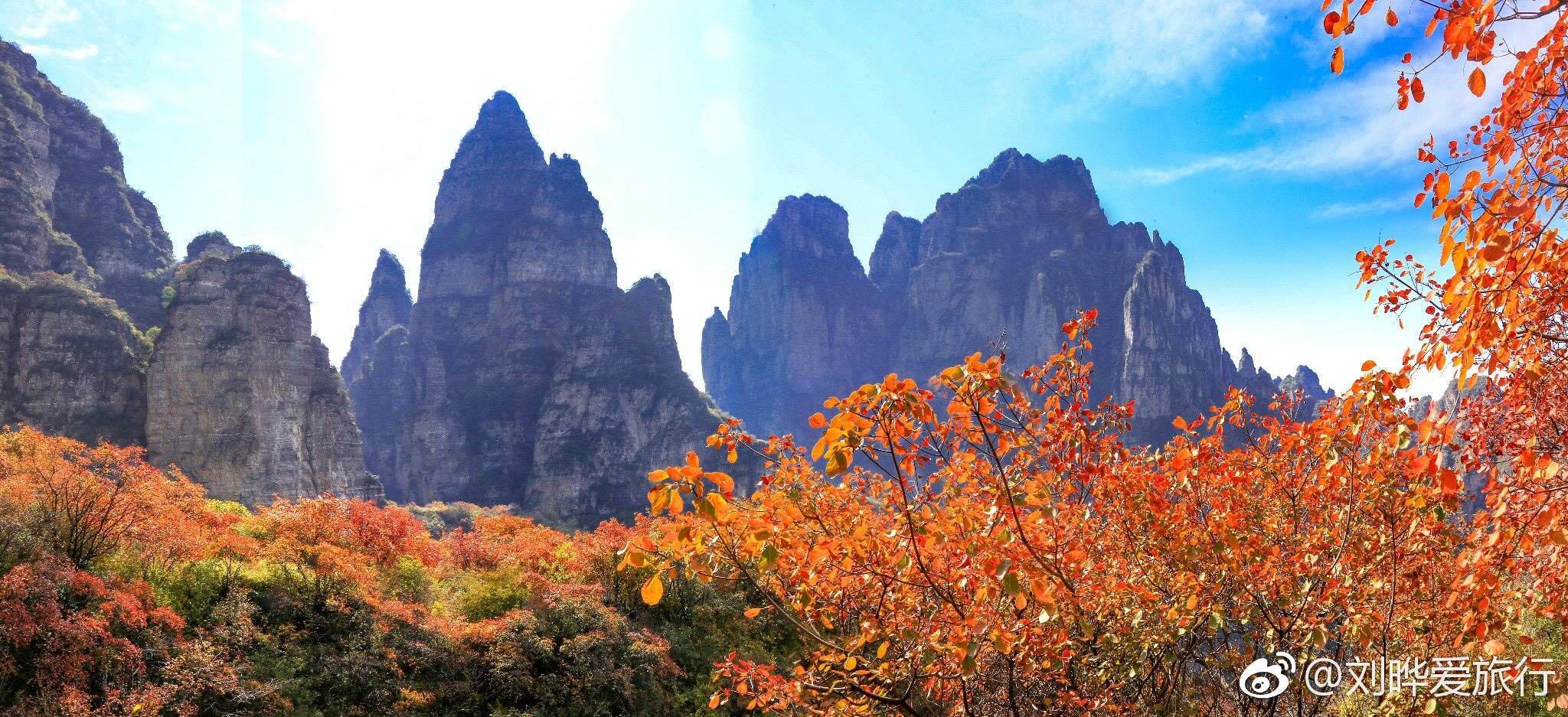 天高雲淡 紅葉爛漫 最美不過狼牙山