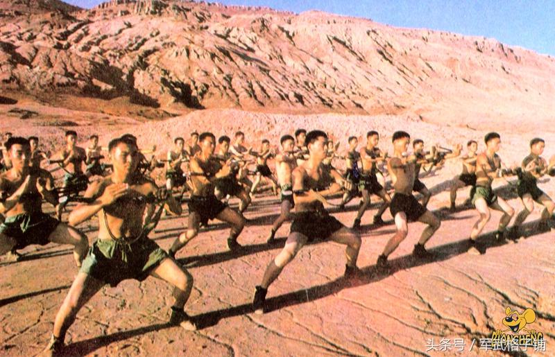 90年代解放军单兵装备图片