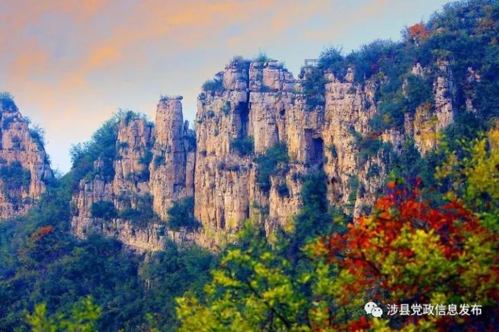 大美涉县秋游韩王山桃花山