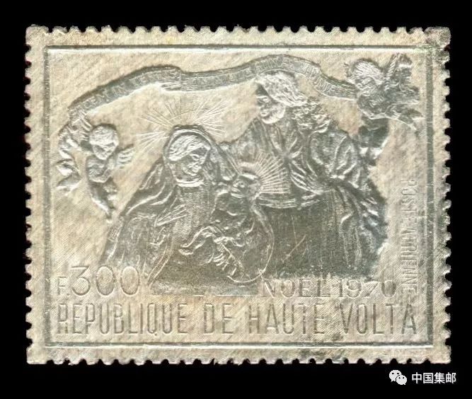 1970年,上沃尔特(今布基纳法索)发行了世界上最早的银箔邮票,图案为