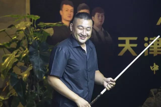 佟璐7比2淘汰石汉青 李梦凡李屹男张翰轩晋级天津球王争霸赛八强