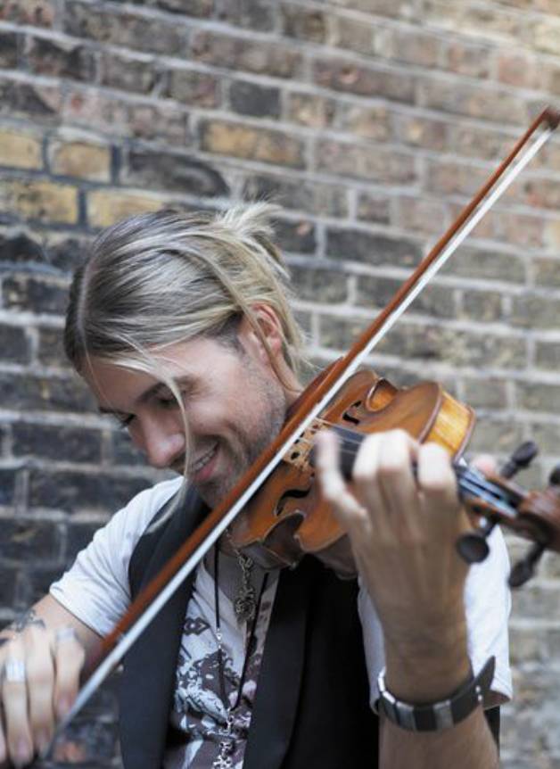 娱乐 正文《smooth criminal david garrett 大卫·葛瑞特,一位