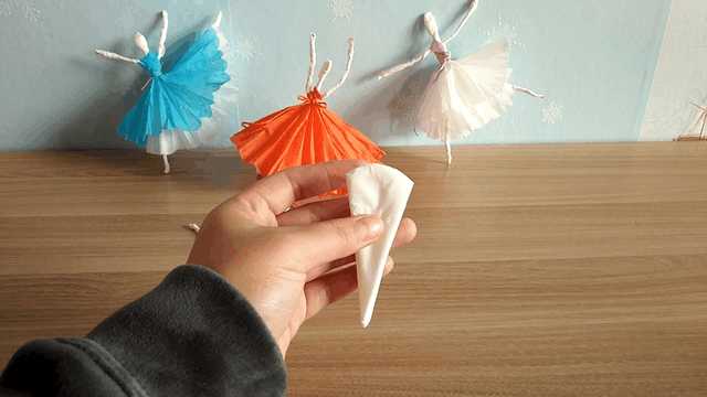 纸巾模特造型制作图片