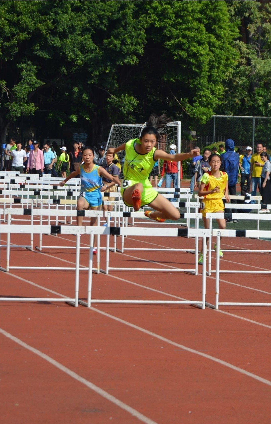 喜讯 热烈祝贺我校田径队荣获广州市体育传统项目学校小学生田径