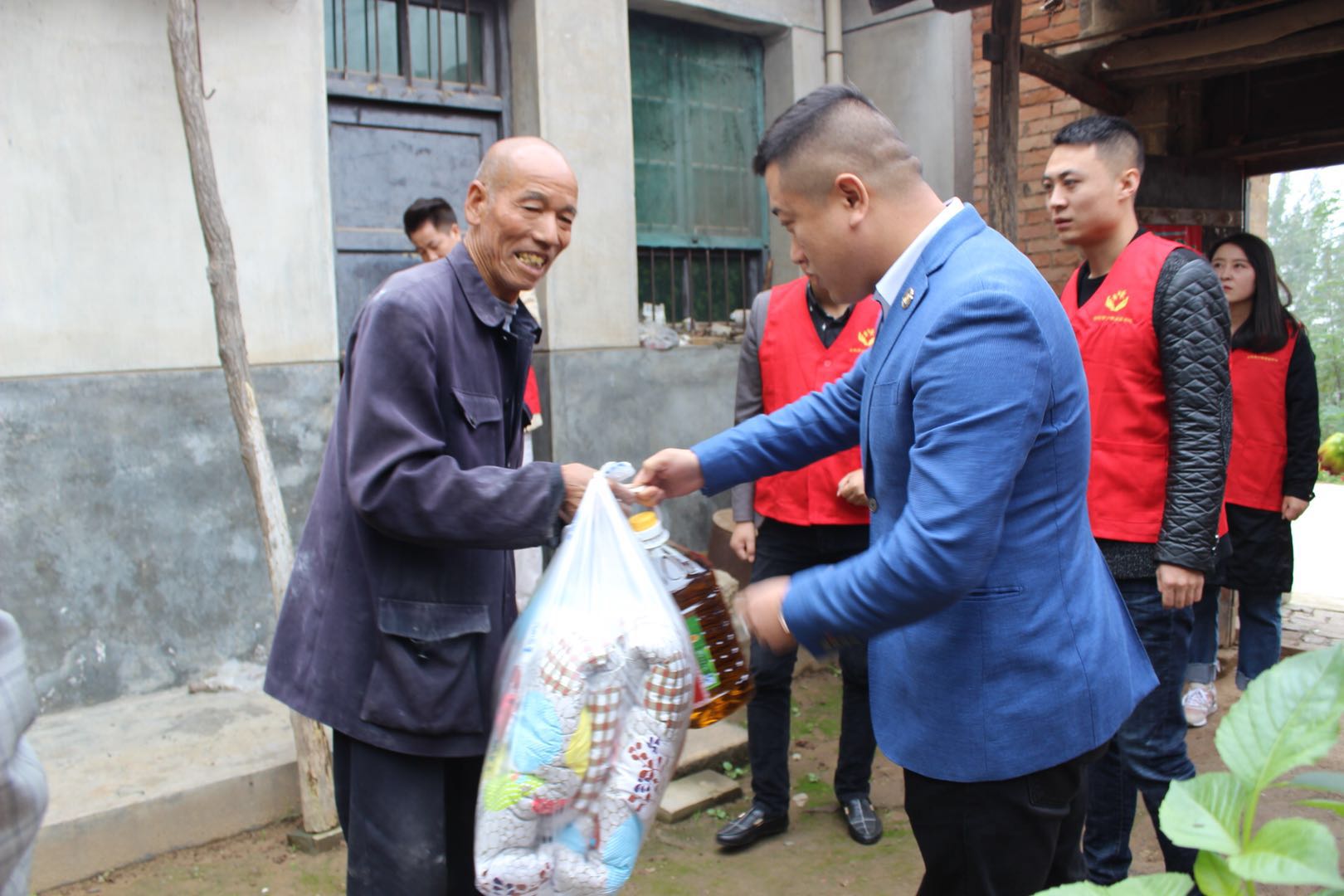 宝鸡市仝刚犯罪图片