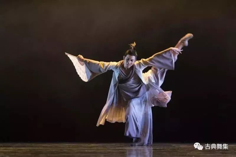 梁群中国舞图片