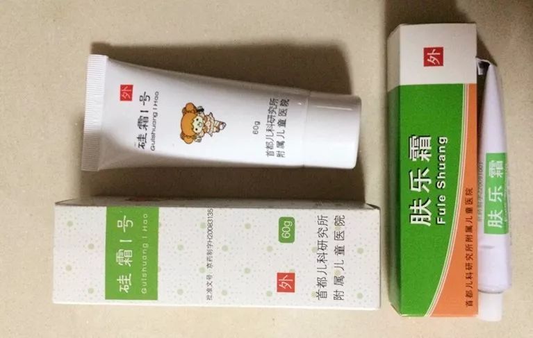 兒溼疹有效;治療嚴重的皮疹,將膚樂霜和糖皮質激素藥膏混合搭配使用