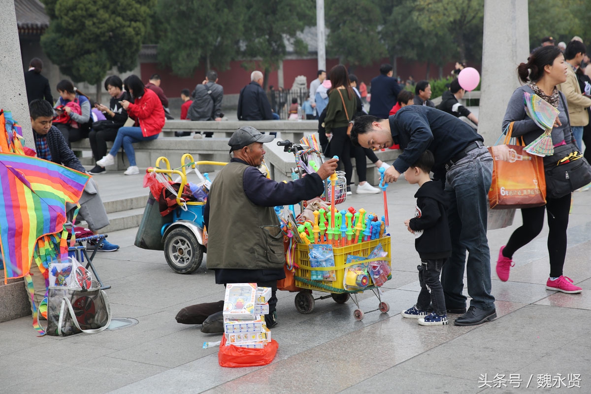 残疾人卖艺图片