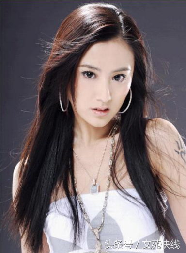 黄薇,1988年1月18日出生于湖南省岳阳市,中国内地女演员