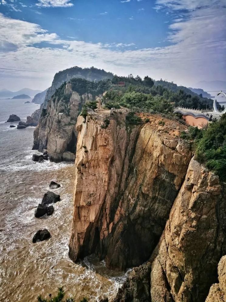 觀奇石奇海,欣賞半屏山,暢遊仙疊巖