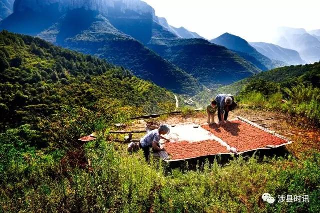 中国第二长城悬崖古堡莲花谷涉县这条旅游通道举目皆景