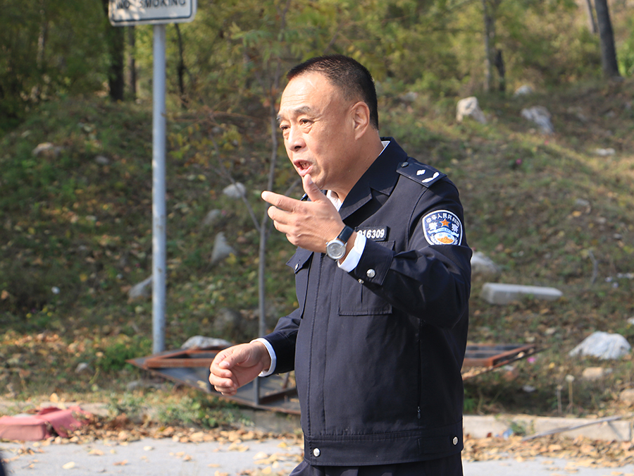 北京警察学院校长图片
