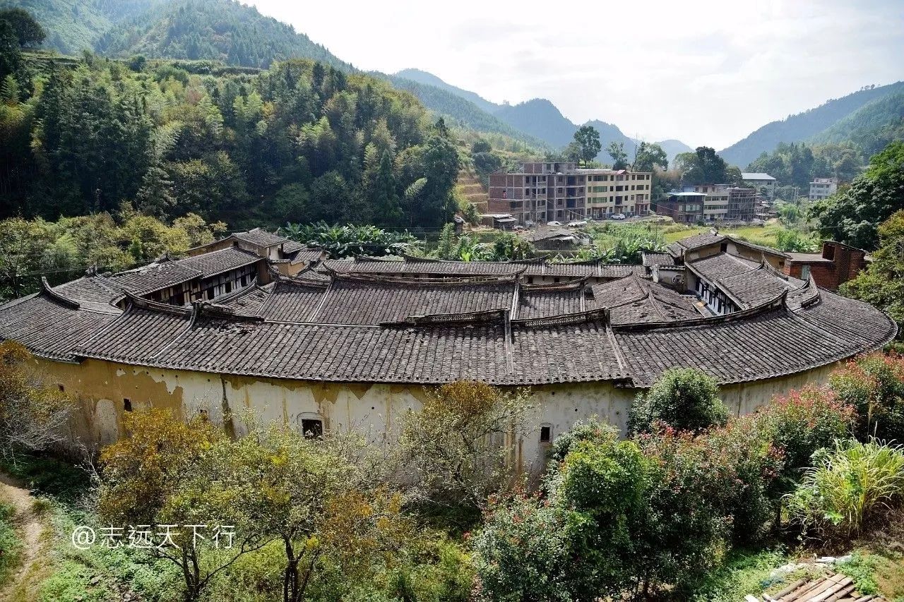 桃源鎮東坂村安良堡大田土堡目前已經被列入國家級文物保護單位的有安