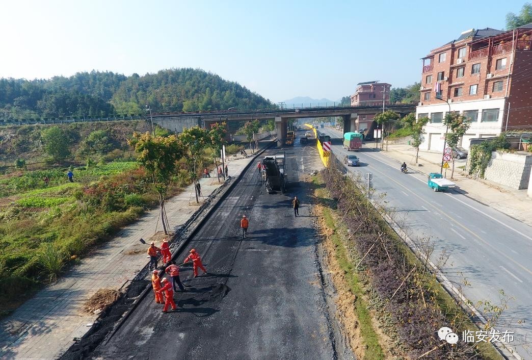 斑马线不文明行为|胥高线高坎至夏禹桥路段半封闭施工