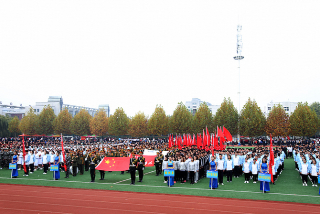 黄淮学院 体育场图片