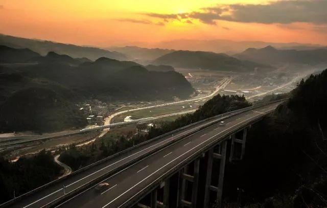 厦蓉高速沿途风景图片
