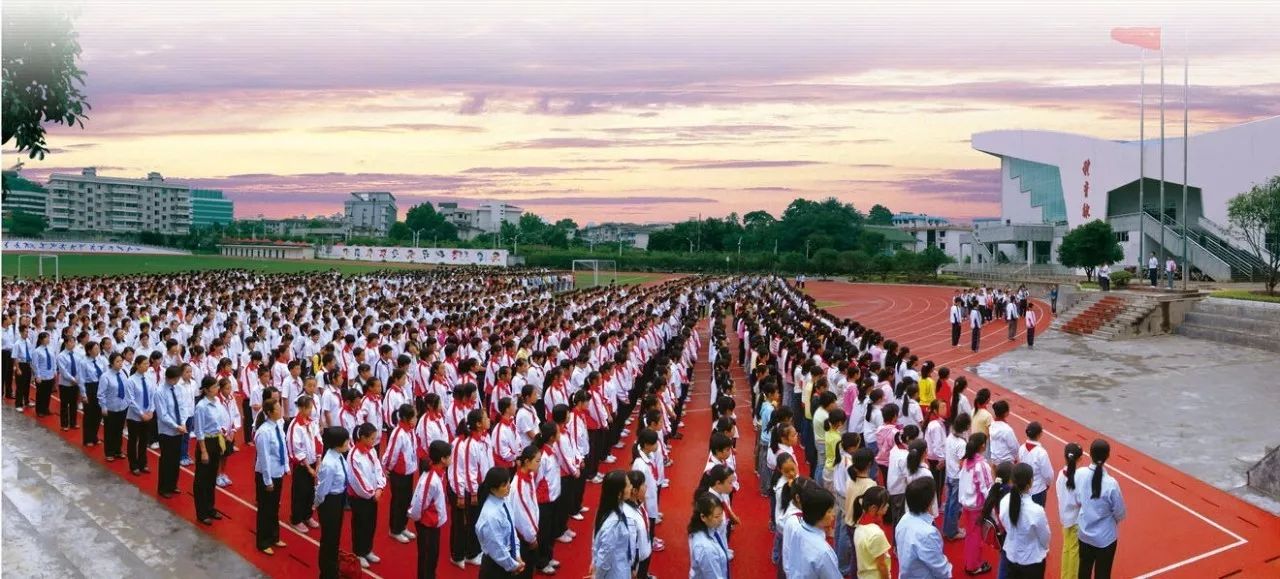 桂林市第一中学图片