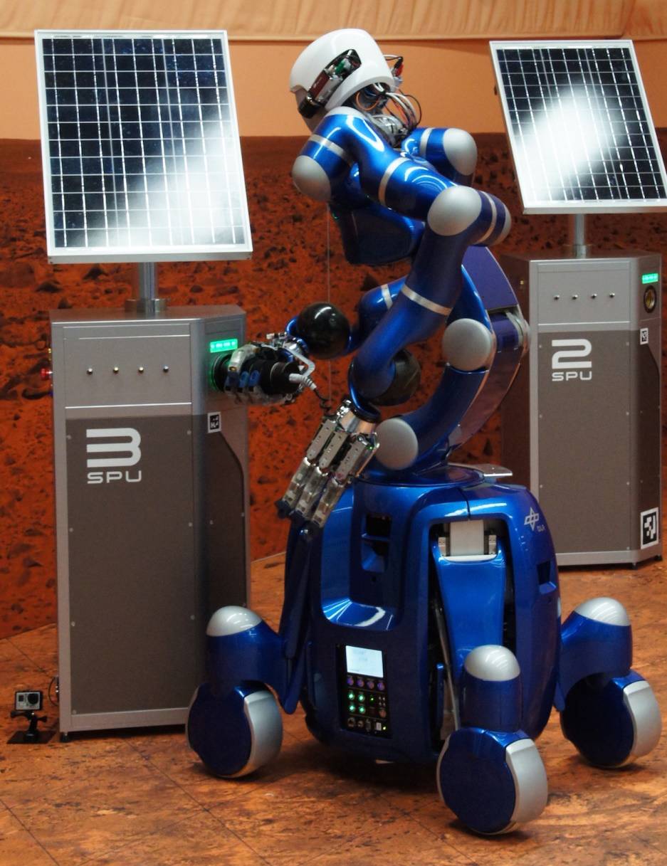 在人类登录火星之前,远程操控半自动机器人可能会先到火星