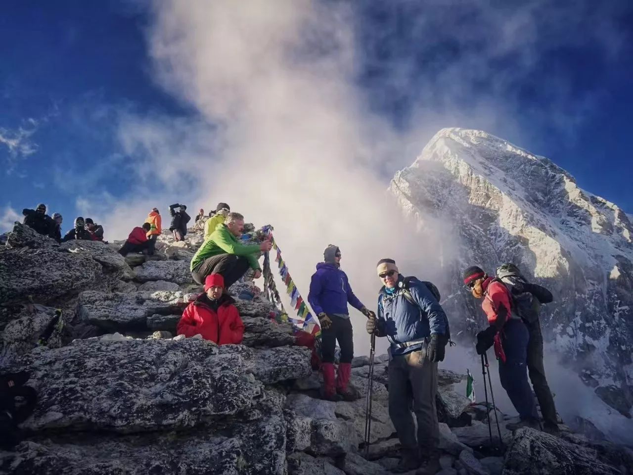 假日遊記丨狂奔假日戶外尼泊爾雪山徒步團隊風采