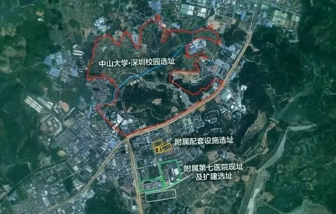 校區選址深圳市光明新區公常路以北,佔地面積約5000畝,以醫科,工科為