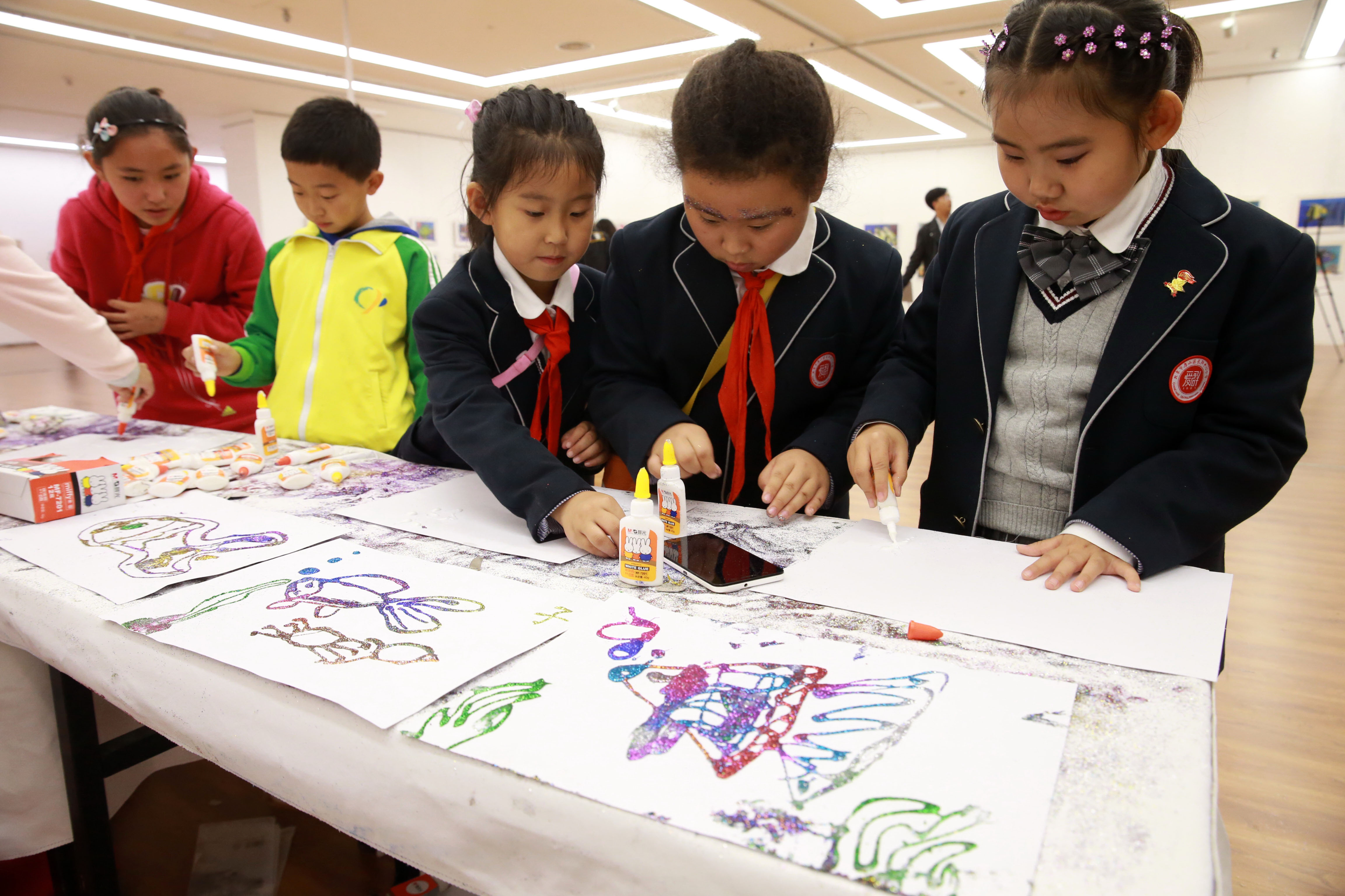 北京举行鱼悦生活学生作品展 弘扬中国传统 鱼文化