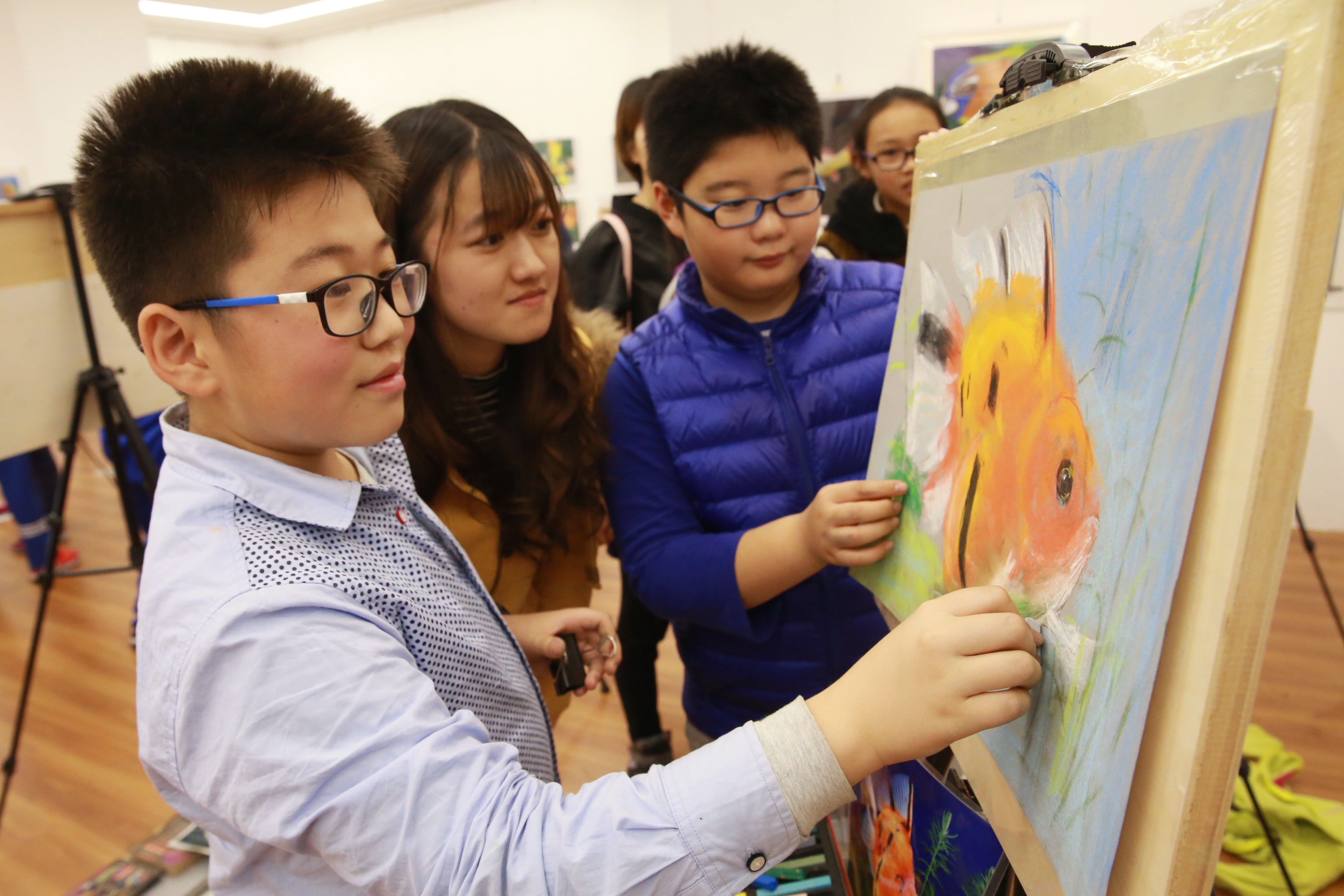 北京举行鱼悦生活学生作品展 弘扬中国传统 鱼文化