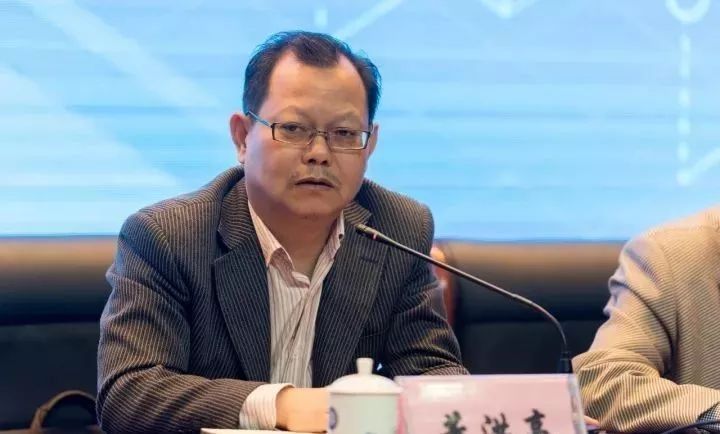 江苏省教研室主任董洪亮讲话