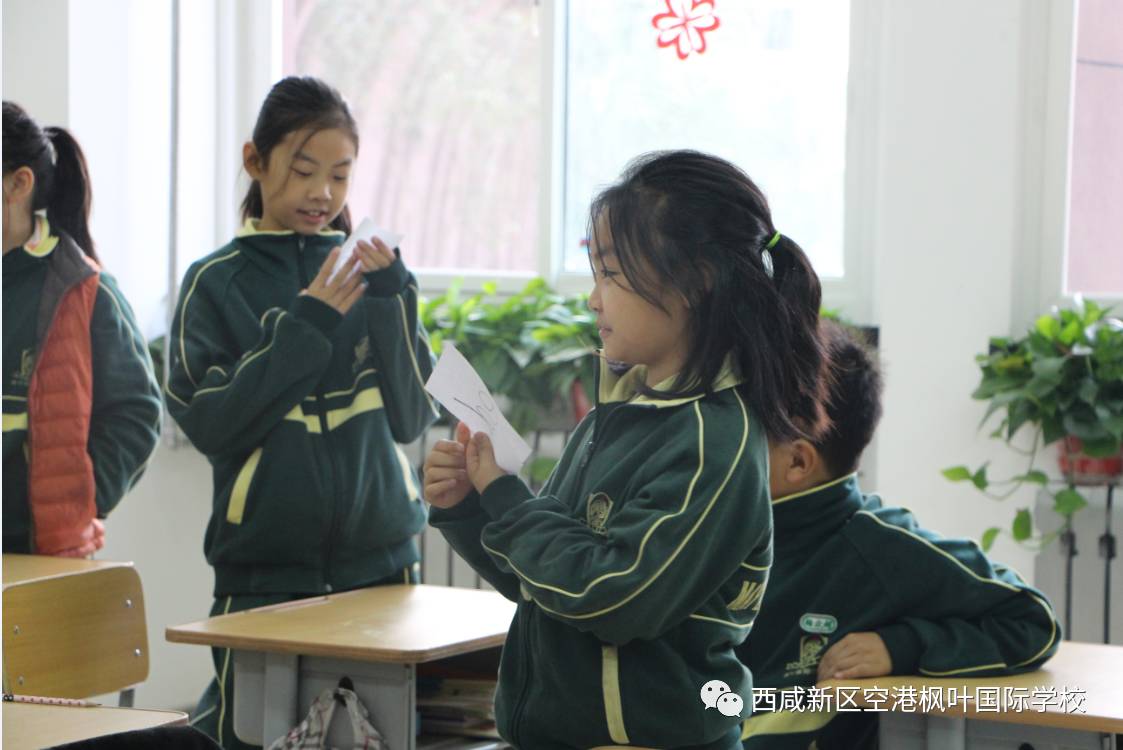 枫叶国际学校小孩图片