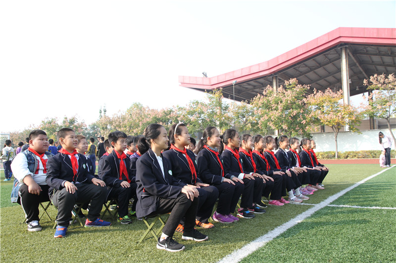 濰坊外國語學校走進紅領巾少年軍校開展國防教育活動