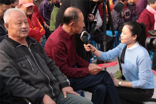 今晚播出旅顺广播电视台走进羊头洼村连心送欢乐活动