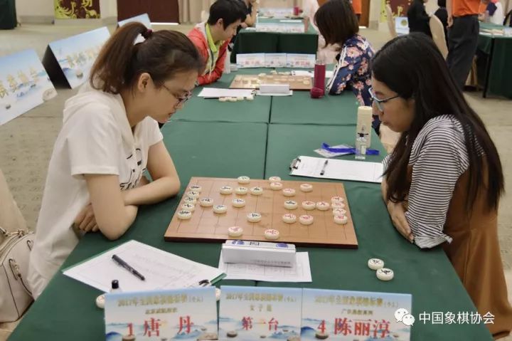 人象棋超级丹唐丹后手负于了广东女将陈丽淳,这盘棋唐丹似不在状态