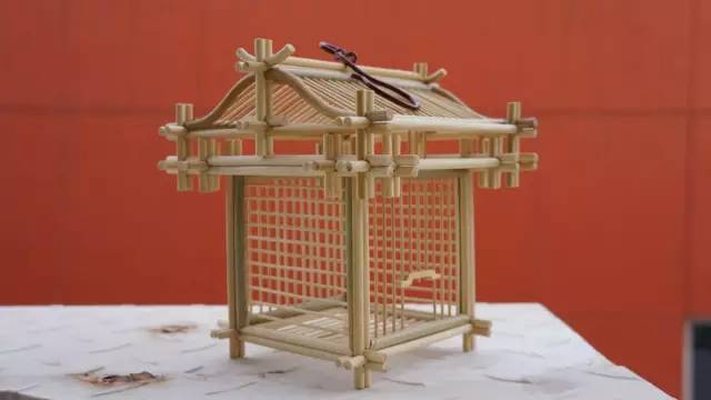 一次性筷子制作蝈蝈笼图片